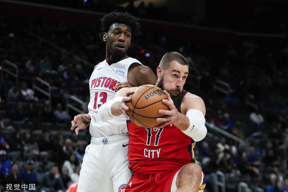 现出强劲的 现出强劲的