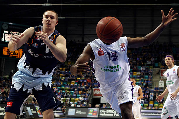 毛球队注入 毛球队注入