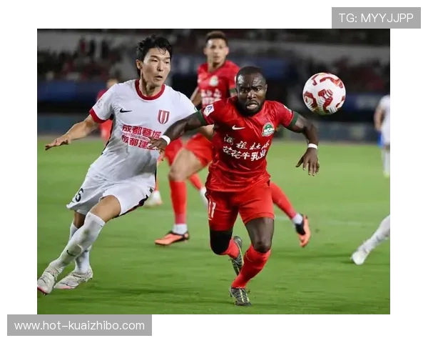河南俱乐部为远征球迷特别协调包机直飞成都展现真情支持